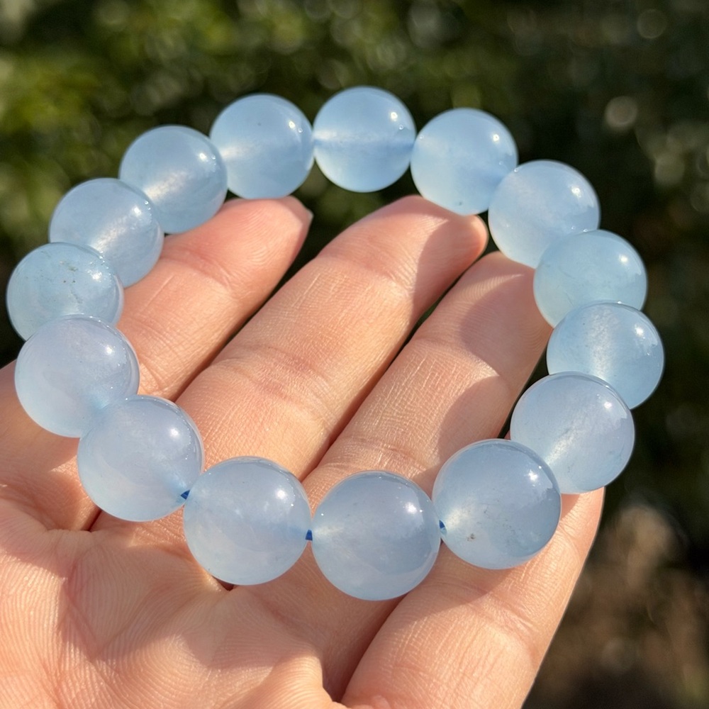 14mm stretchable blue chalcedony bracelet 1141‎